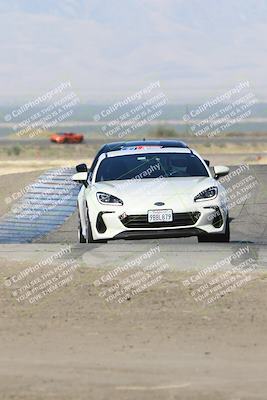 media/Sep-15-2024-Speed Ventures (Sun) [[7a54f7ed2f]]/Yellow Group/Session 1 (Outside Grapevine)/